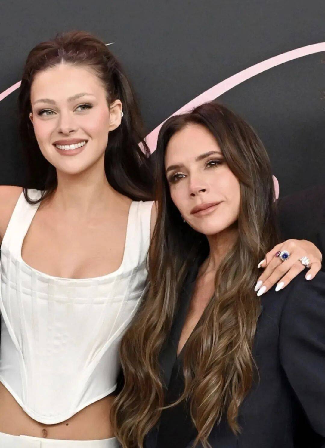 贝克汉姆这家人的瓜啊,吃得真是......